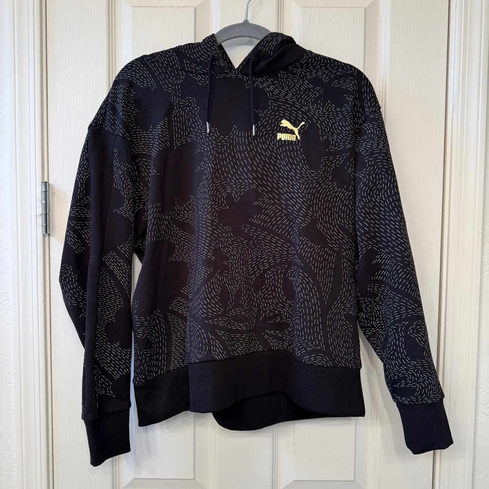 Puma | Black Hoodie with Subtle Gray Pattern and Gold Logo | Women’s Size Large